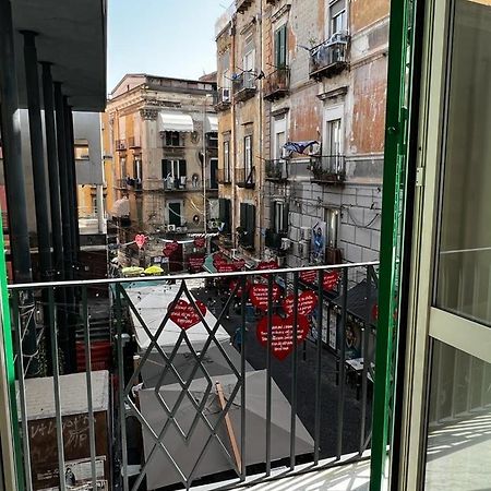 Апартаменты A Casa E Mamma' Неаполь Экстерьер фото